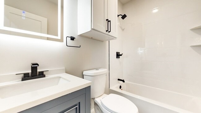 Building Photo - 44 Mercer St