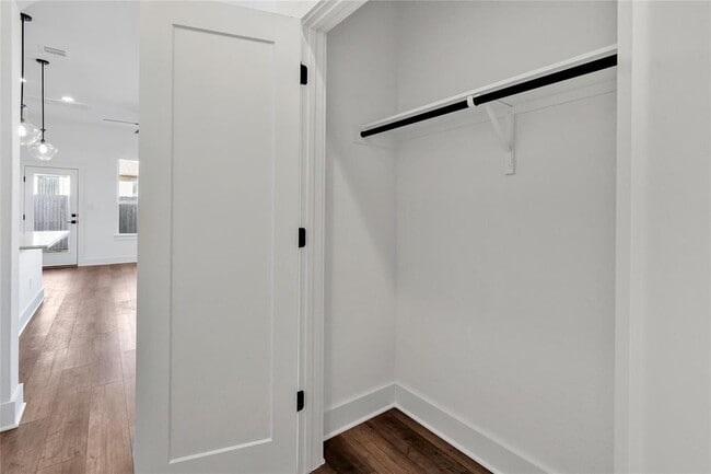 Building Photo - 8589 Meridy Lp