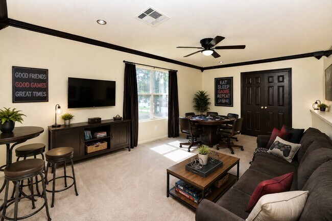 Building Photo - 29631 Turnbury Village Dr