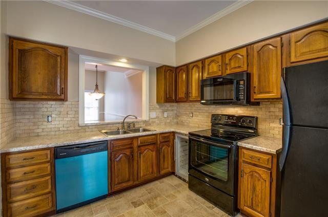 Building Photo - COMING SOON... 3BR/2BA TOWNHOME NEAR DOWNTOWN FRANKLIN!