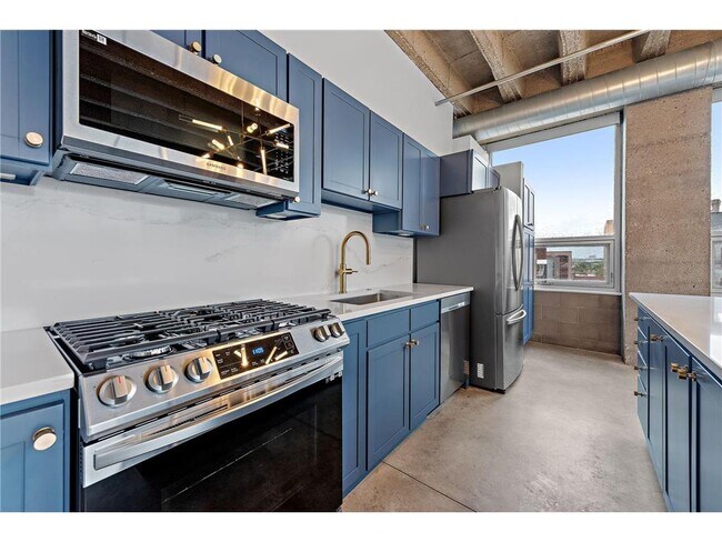 Building Photo - 901 N 3rd St