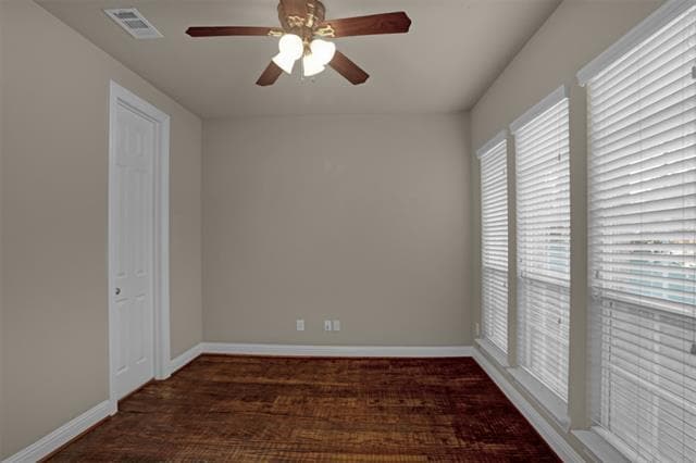 Building Photo - 1702 Tulare Dr