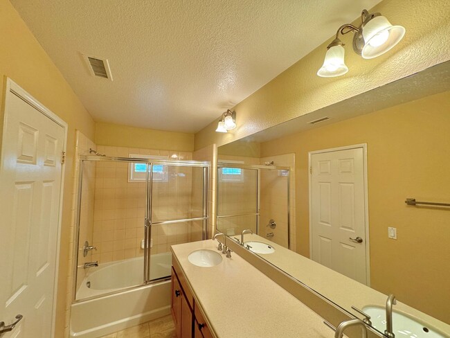 Building Photo - Great 3B/3.5BA Townhome in 4S Ranch!