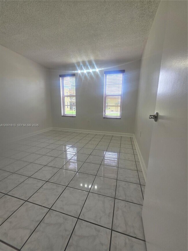 Building Photo - 13700 SW 62nd St