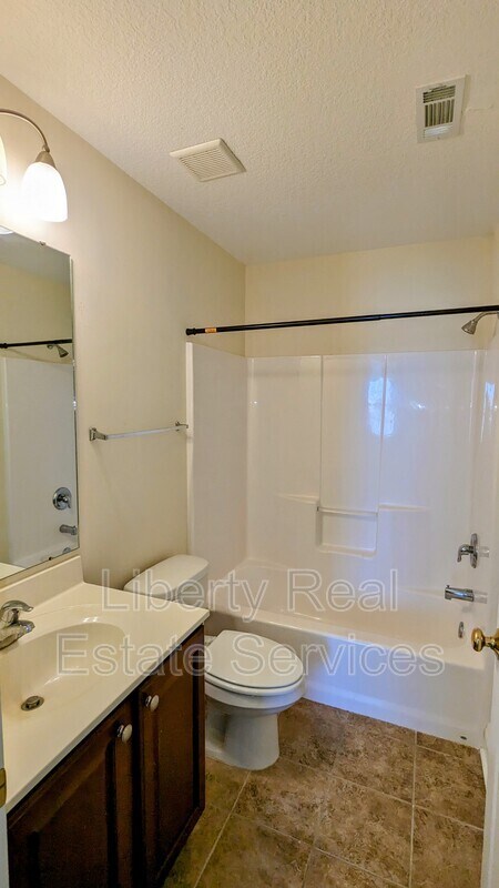 Building Photo - 401 Valdez Ct