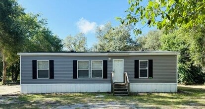 Building Photo - 877 SE 38th Way