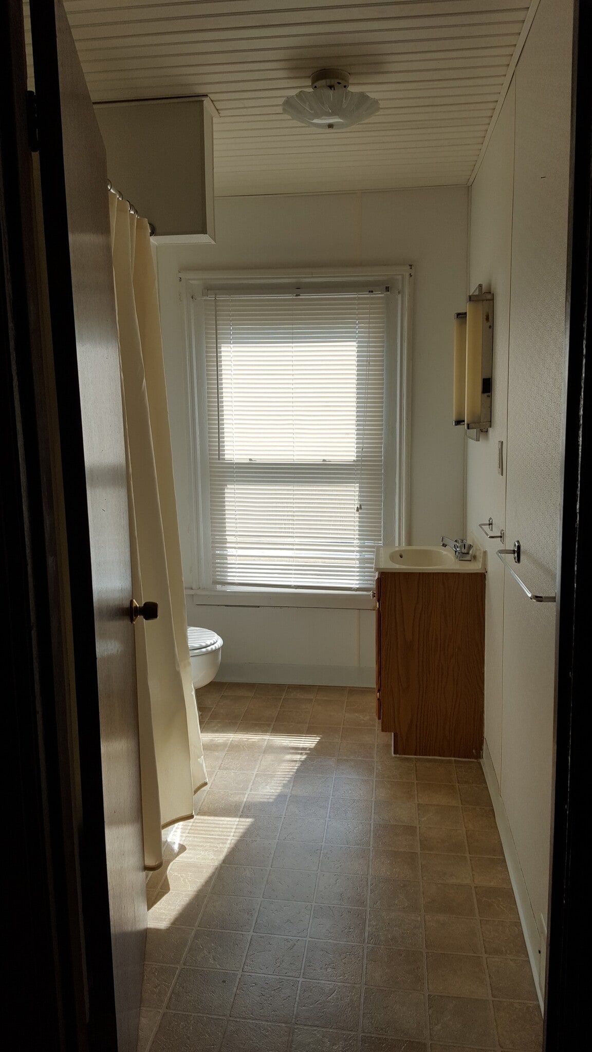 Bathroom - 1 John St