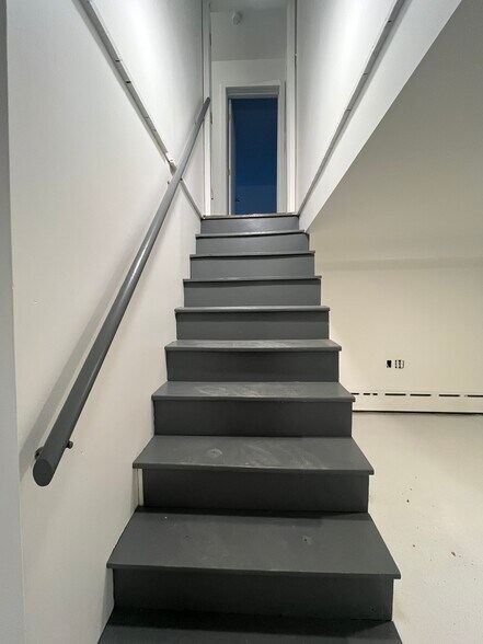 Stairs to the finished basement - 335 1st St