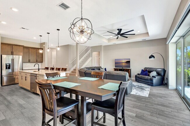 Building Photo - 10901 Stellar Cir