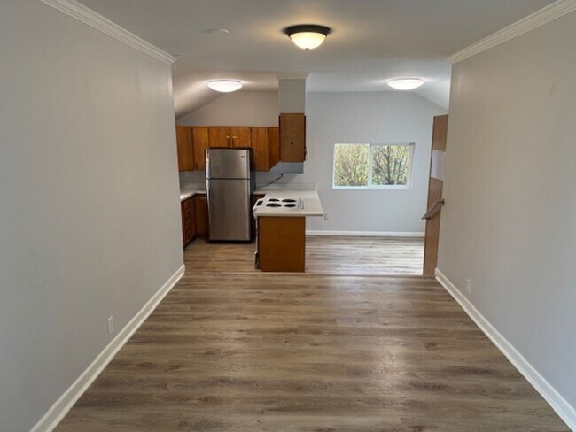 Building Photo - Alfi 23801 Duplex - Mountlake Terrace