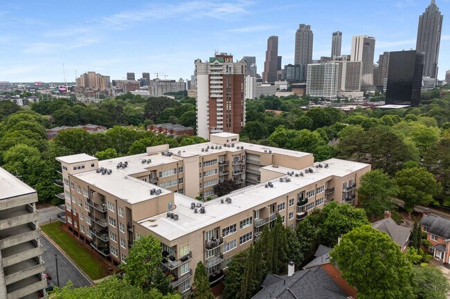 Building Photo - 384 Ralph McGill Blvd NE