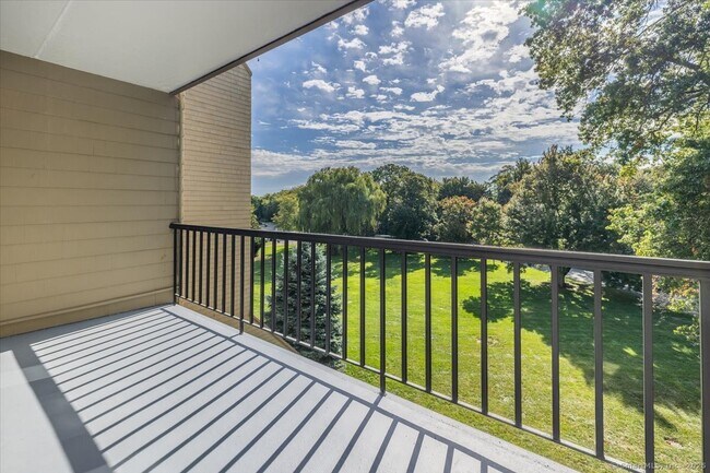 Building Photo - 85 Viscount Dr