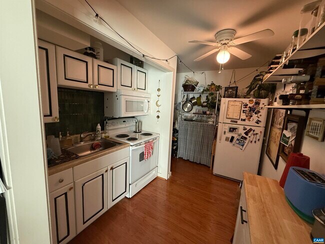 Building Photo - 1311 Wertland St