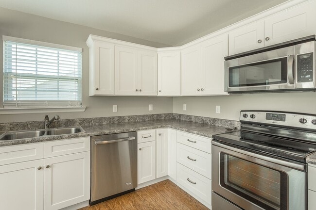Building Photo - Beautiful Soddy Daisy Home!