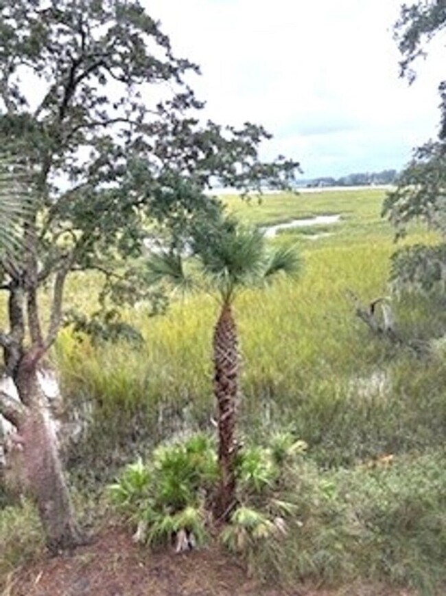 Building Photo - Broad Creek Landing