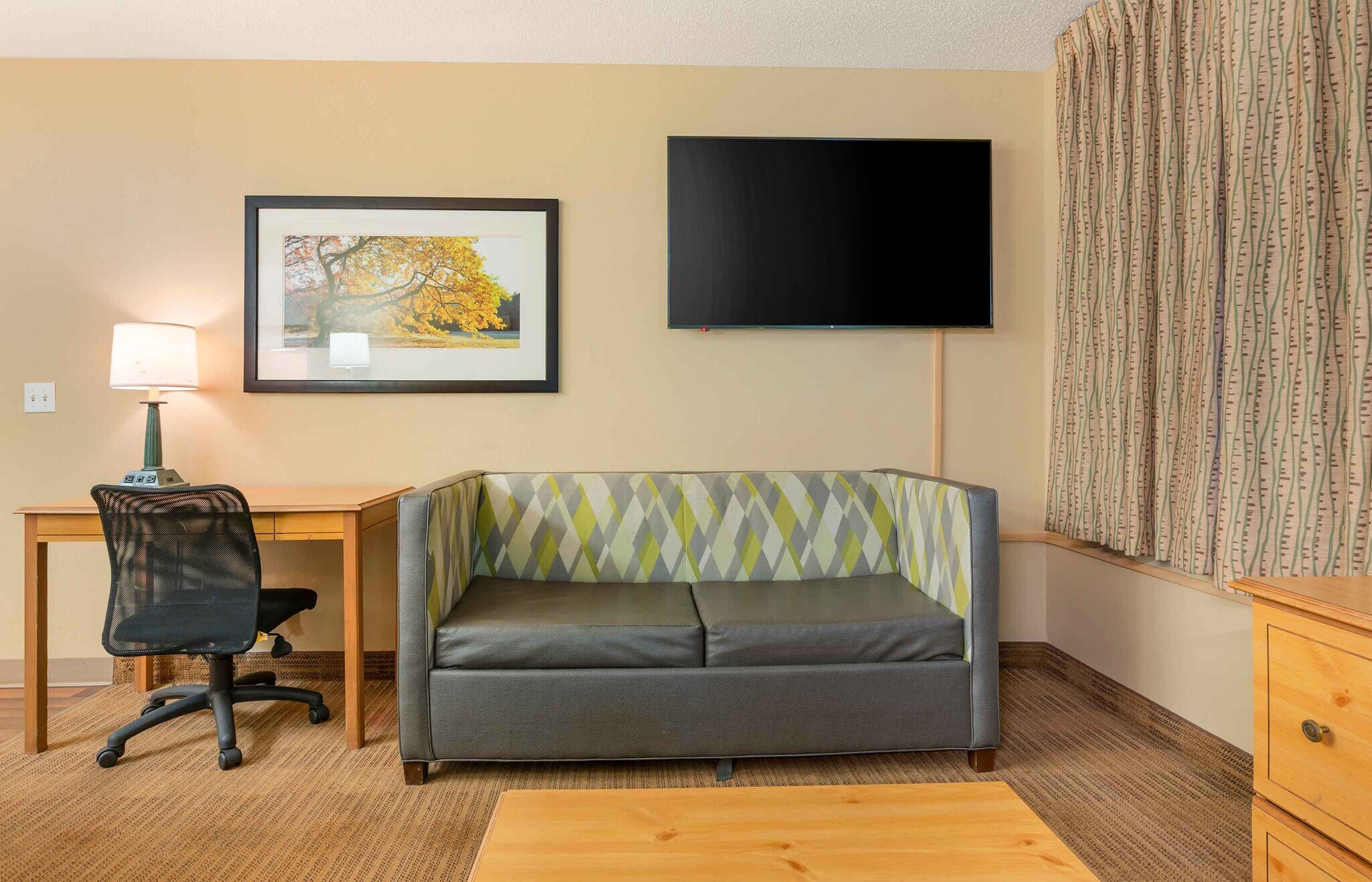 Building Photo - Furnished Studio-Chicago - Schaumburg - Convention Center