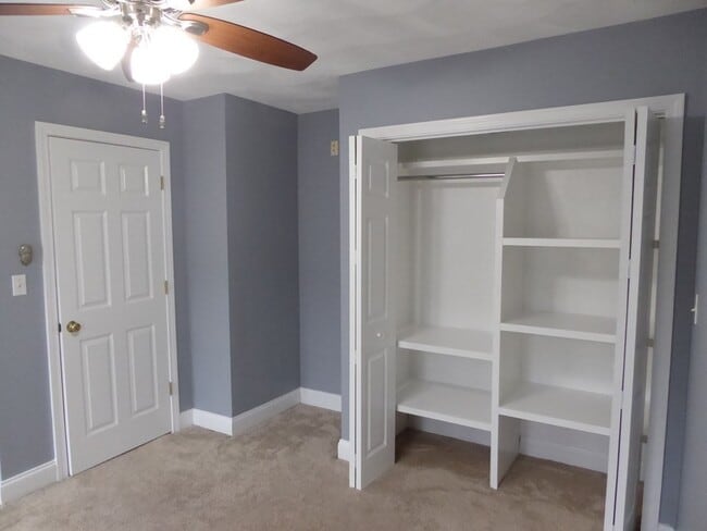 Building Photo - 61 Baxter St