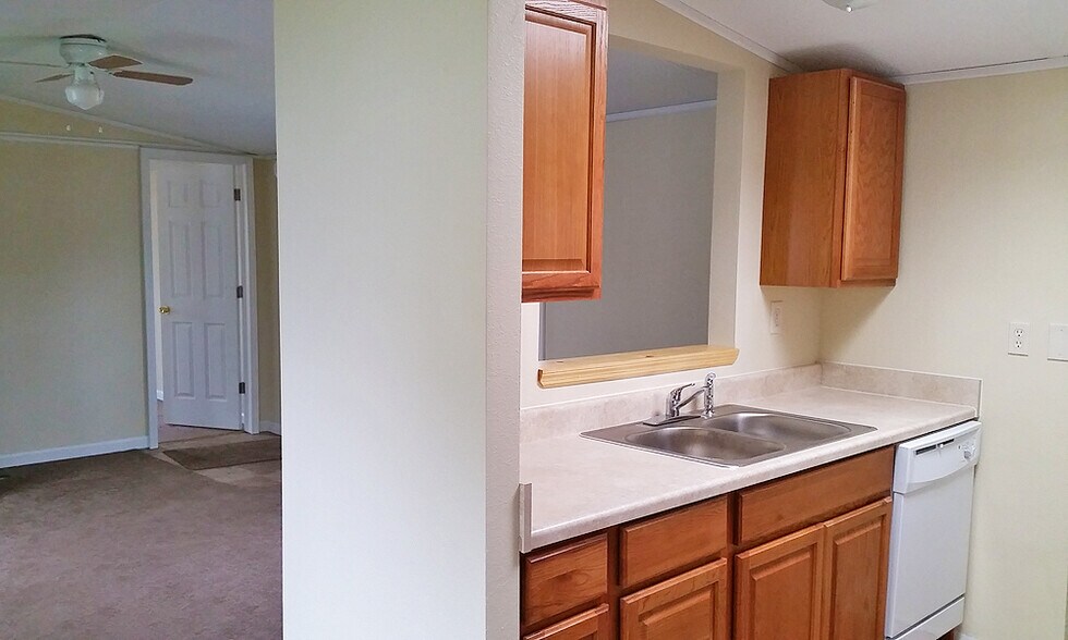 Building Photo - 105 Partridge Ln