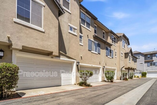 Building Photo - 1608 White Hickory Pl