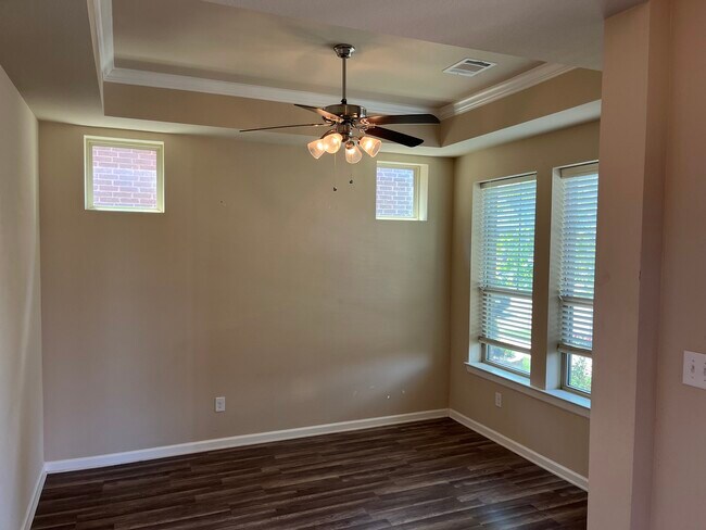 Building Photo - 1126 Amber Rose Way