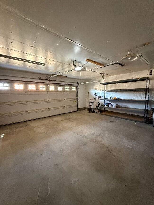 Building Photo - Poway Home with Pool/Spa