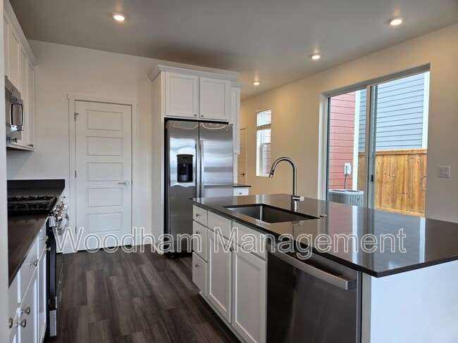 Building Photo - 4819 Harvest Pkwy