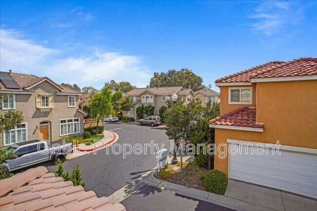 Building Photo - 24622 Montevista Cir