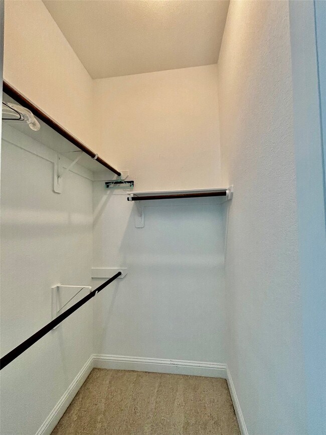 Building Photo - 13326 Lake Chesdin Rd