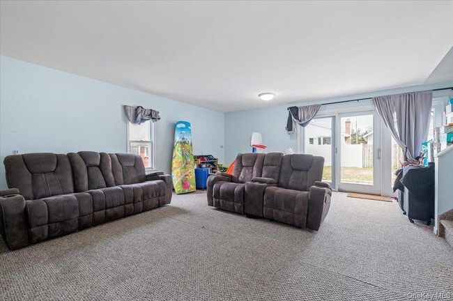 Building Photo - 316 S 3rd St