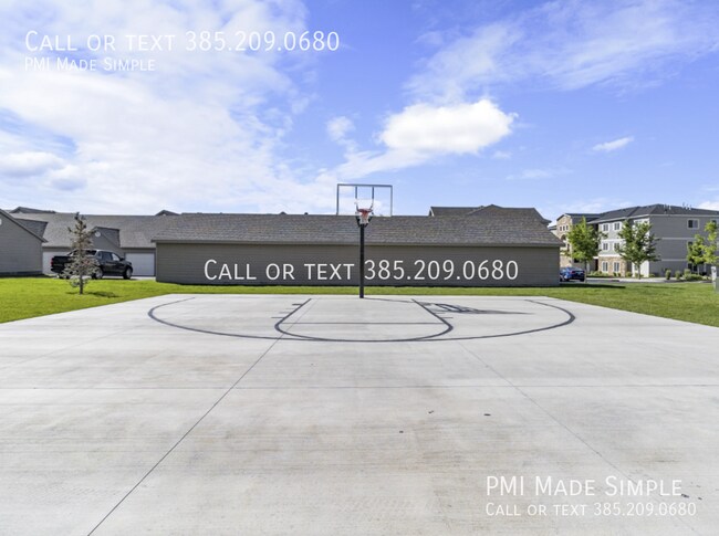 Building Photo - 189 W Ridge-P12