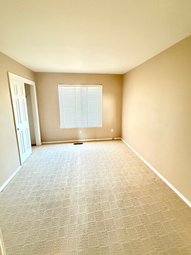 Building Photo - Elegant 4 Bedroom, 3 Bathroom Home in Northwest Reno – 2,117 sq ft