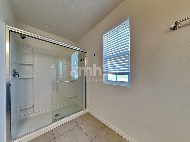 Building Photo - 3414 San Moise Pl