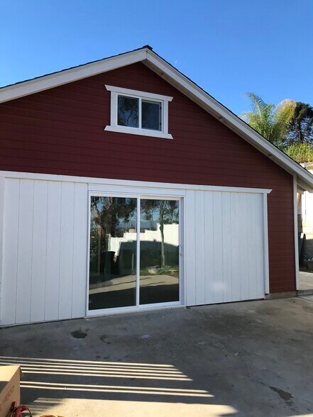 Building Photo - 706 Vale View Dr