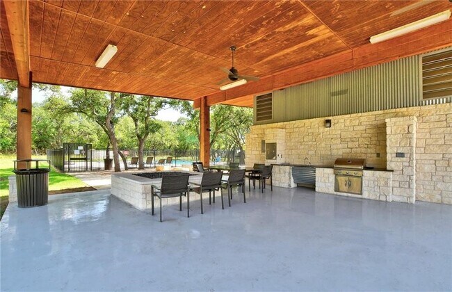 Building Photo - 1237 Lucca Dr