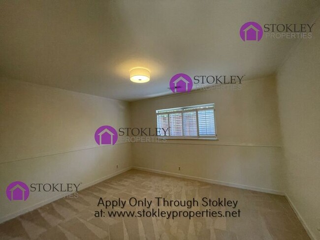 Building Photo - 149 Alegra Ln