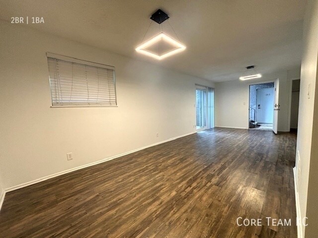 Building Photo - 3633 Walnut St