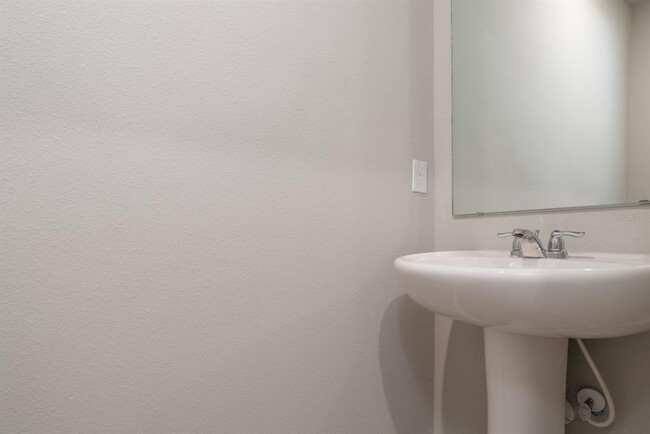 Building Photo - 518 Amadoras Wy