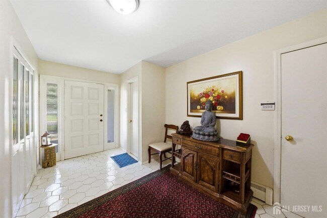 Building Photo - 34 Ventnor Dr
