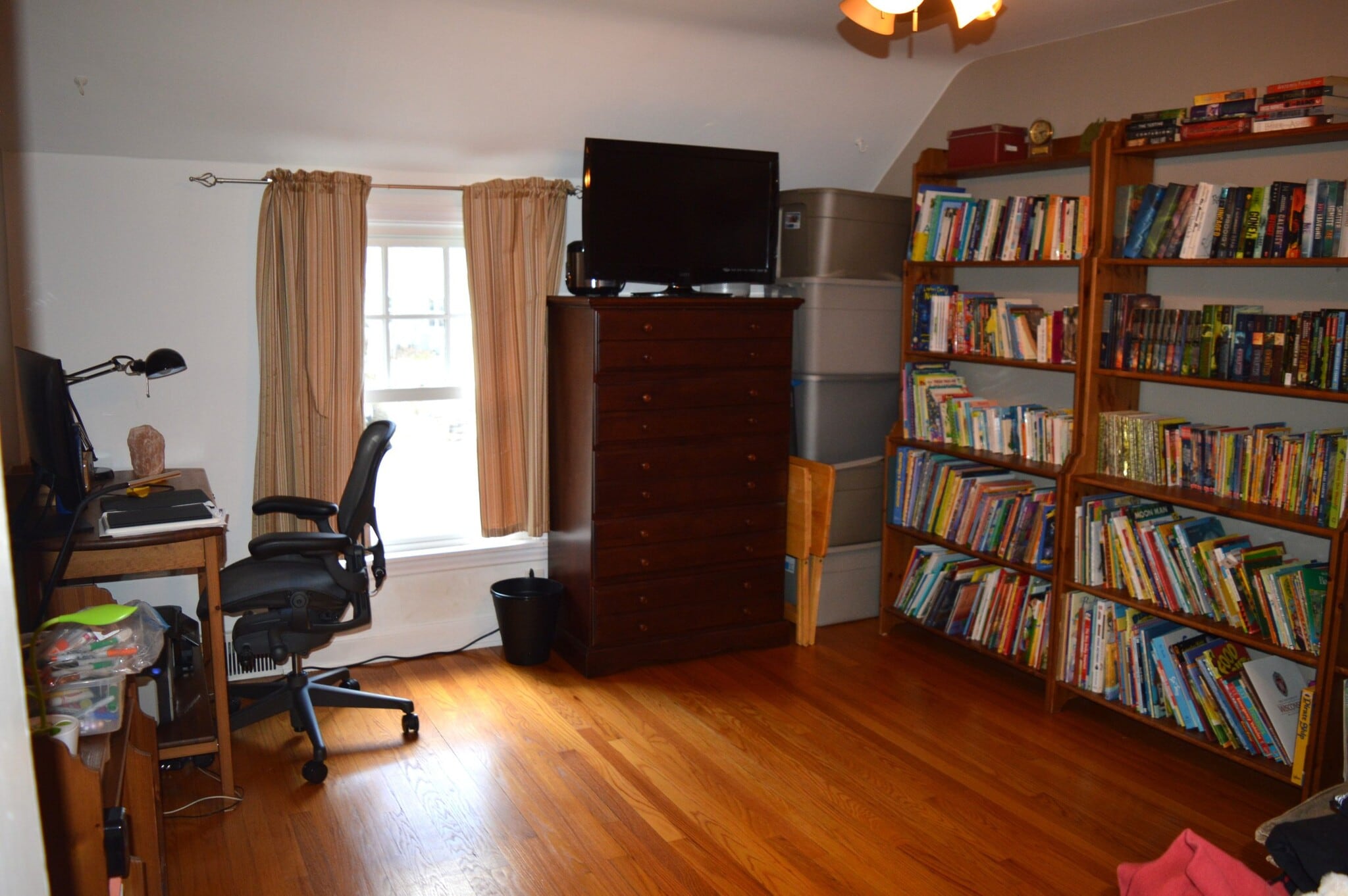 Building Photo - 4145 Hiawatha Dr