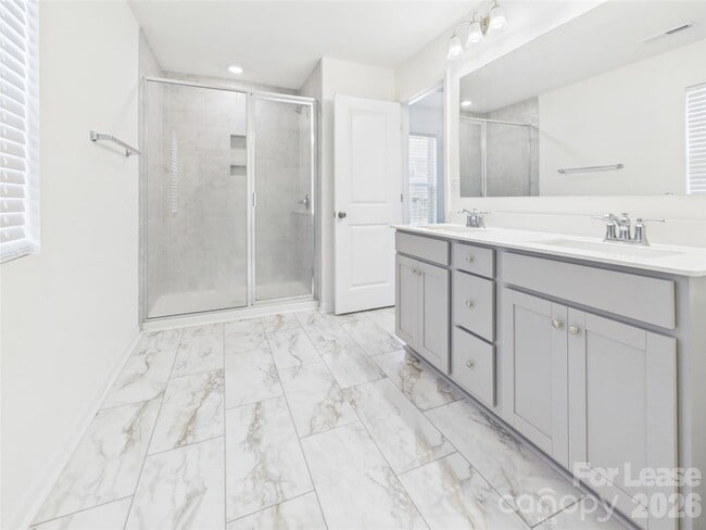Building Photo - 2794 Yeager Dr NW