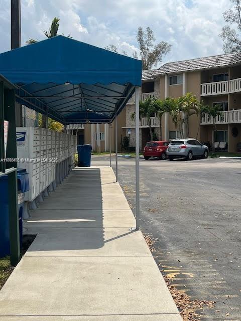 Building Photo - 7470 Miami Lakes Dr
