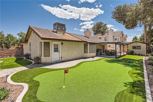 Building Photo - 113 Montclair Dr