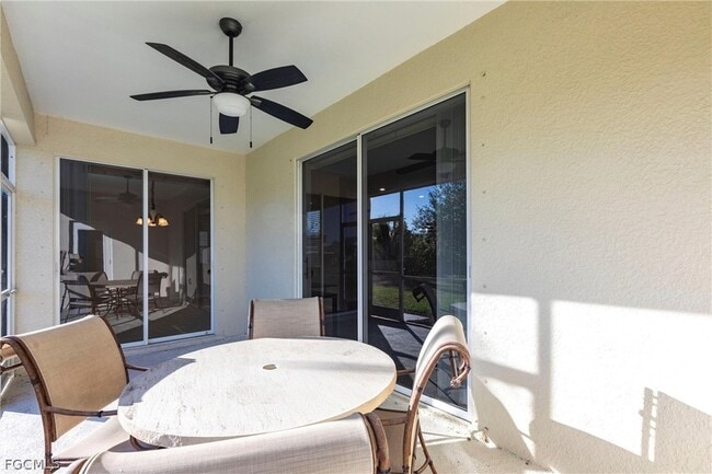 Building Photo - 9282 Palm Island Cir