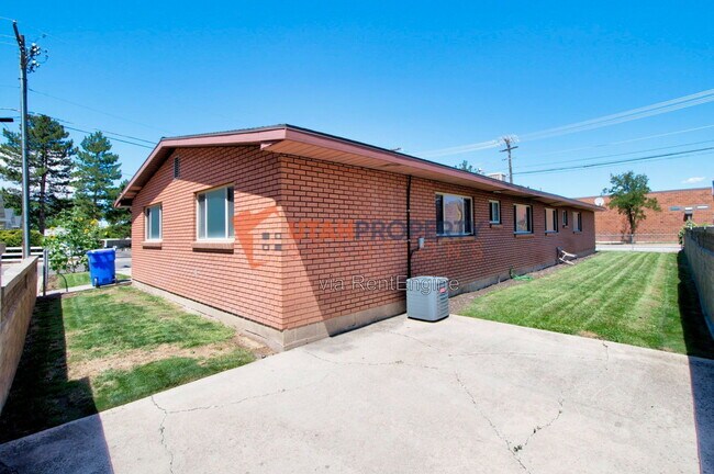 Building Photo - 7293 S 1105 E