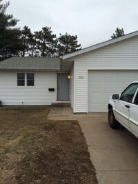 Building Photo - 2 Bedroom Duplex