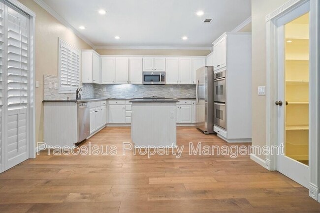 Building Photo - 1710 Ravenrock Ct