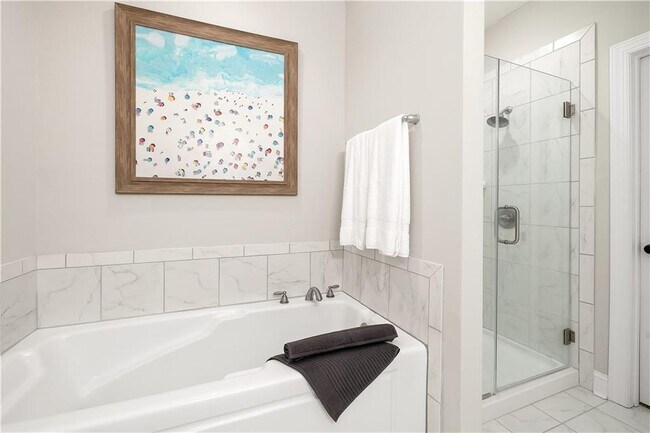 Building Photo - 405 Mariners Cir