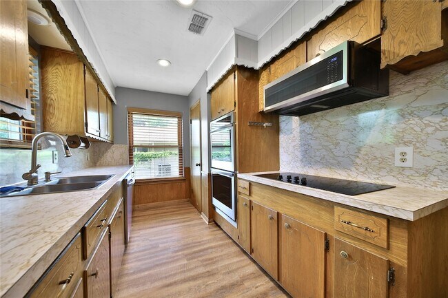 Building Photo - 1626 Hamblen Rd