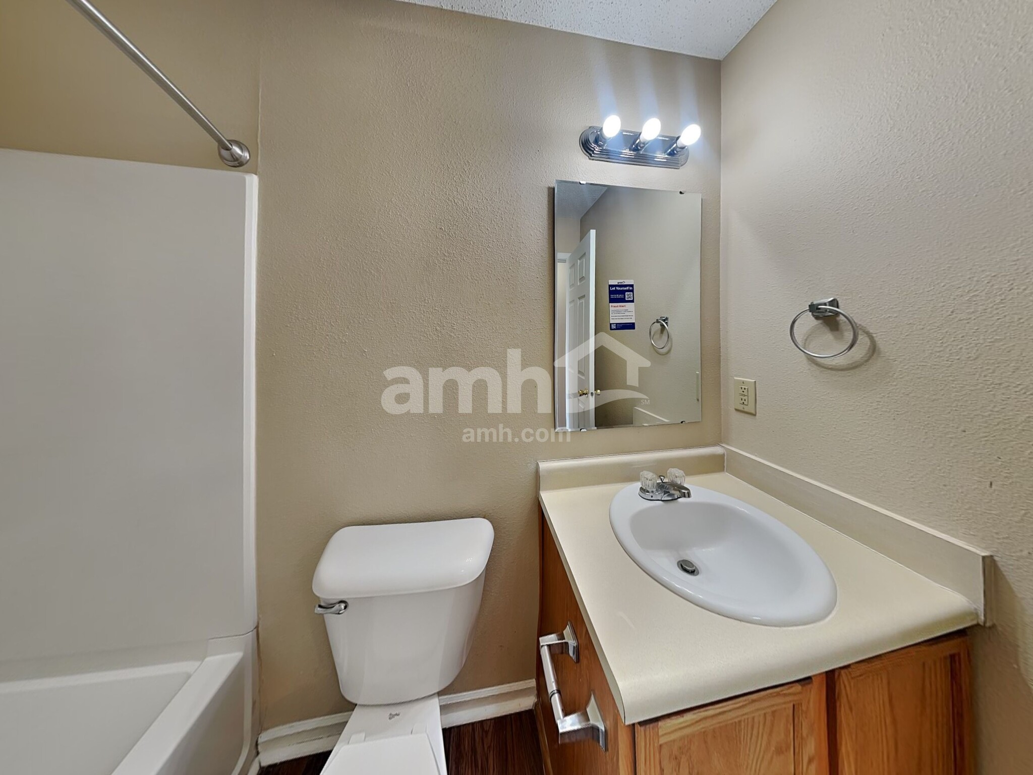Building Photo - 5635 Olive Branch Way