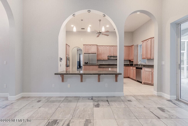 Building Photo - 5466 River Trail Rd N